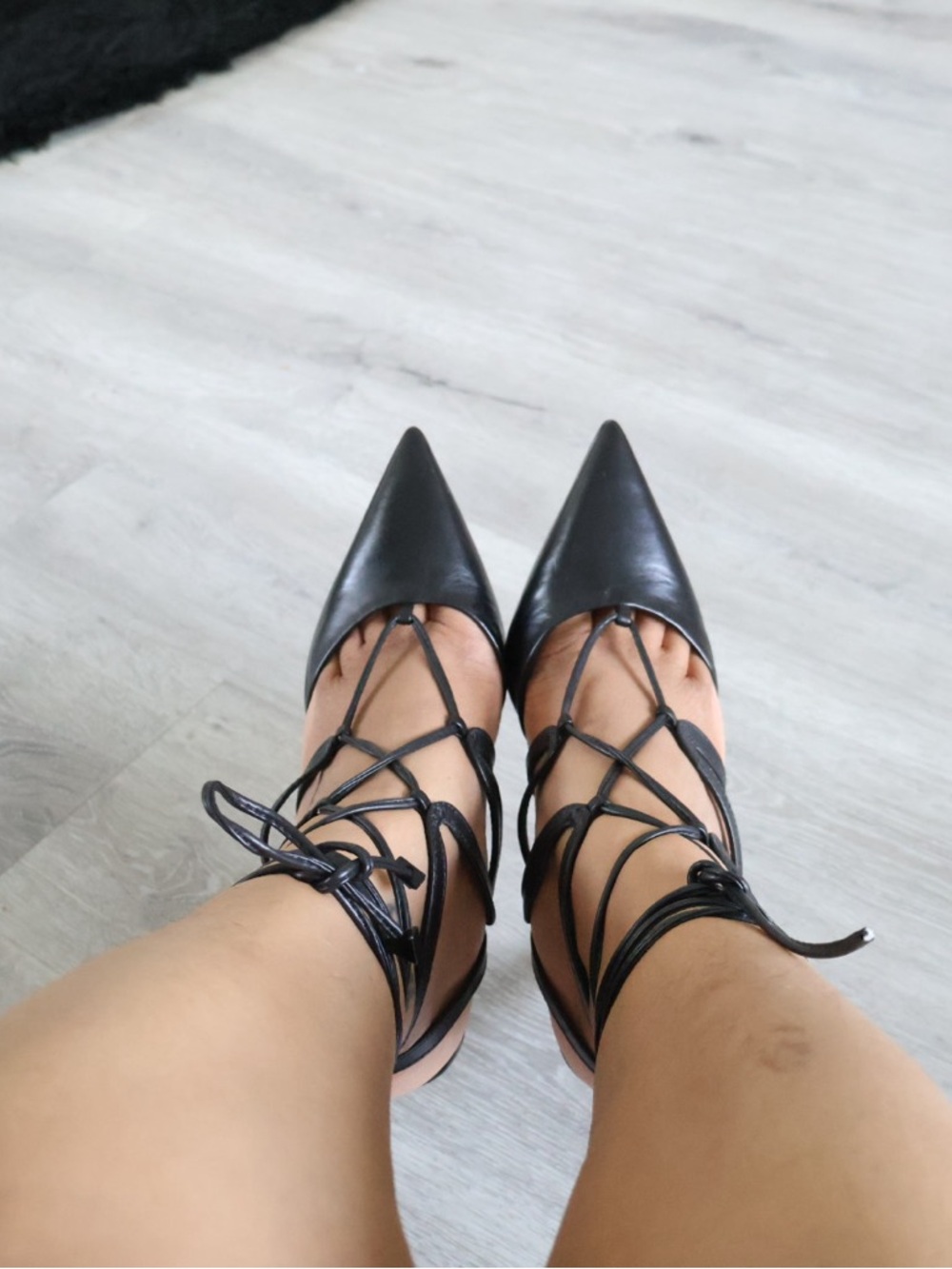 Schutz Black Leather Strappy Lace‑Up Pumps | Size 8.5 | New - Picture 4 of 8